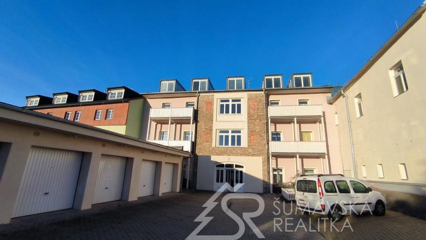 Prodej bytu 4+1, Kašperské Hory, Náměstí, 120 m2