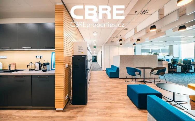 Pronájem kanceláře, Praha - Nusle, Hvězdova, 530 m2