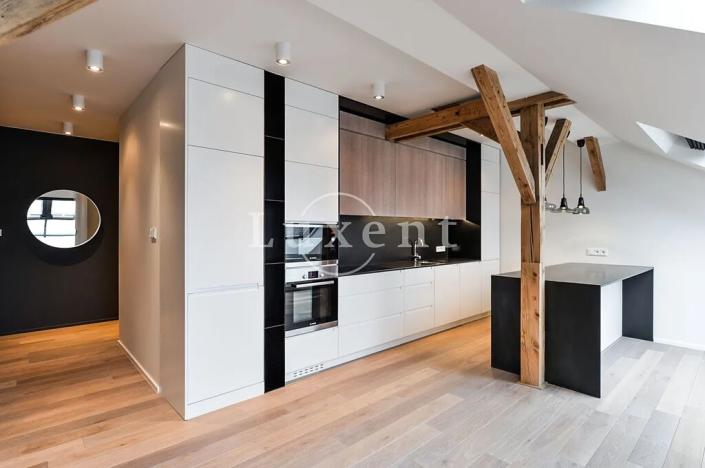 Pronájem bytu 3+kk, Praha - Vinohrady, náměstí Jiřího z Poděbrad, 156 m2