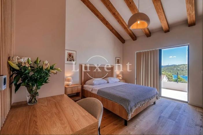 Prodej rodinného domu, Veli Iž, Chorvatsko, 294 m2