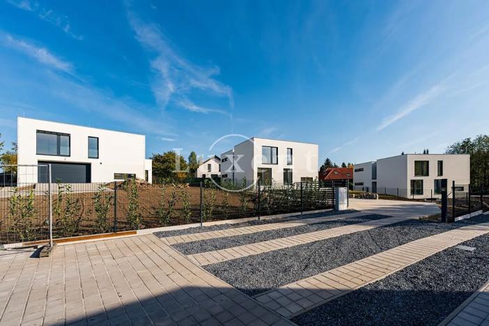 Prodej rodinného domu, Velké Popovice, Malostranská, 350 m2