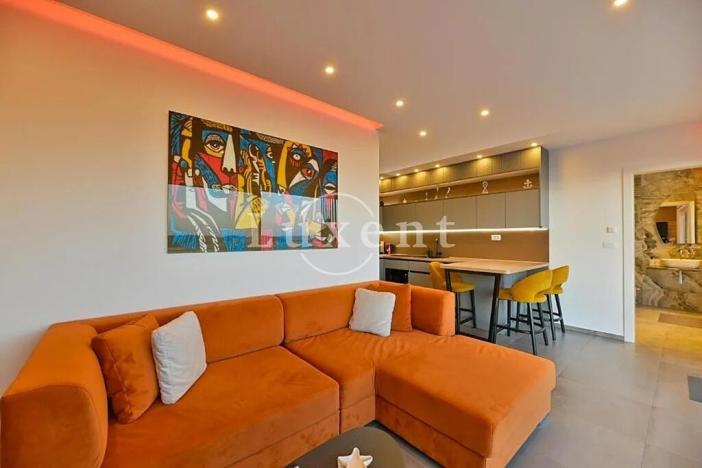 Prodej bytu 3+kk, Trogir, Chorvatsko, 61 m2