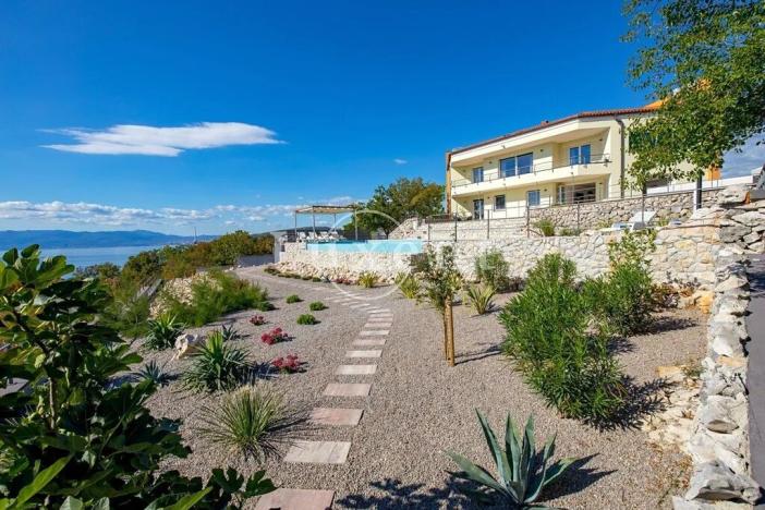 Prodej vily, Krk, Chorvatsko, 463 m2