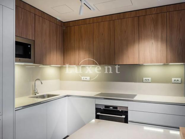 Pronájem bytu 4+kk, Praha - Smíchov, Holečkova, 178 m2