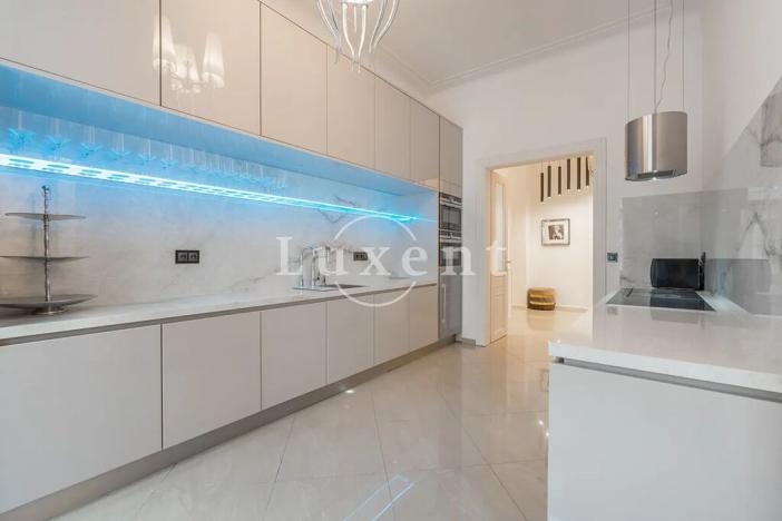 Pronájem bytu 5+1, Praha - Staré Město, Kozí, 211 m2