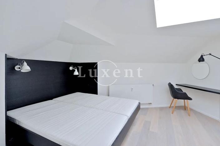 Pronájem bytu 2+kk, Praha - Vinohrady, náměstí Jiřího z Poděbrad, 60 m2