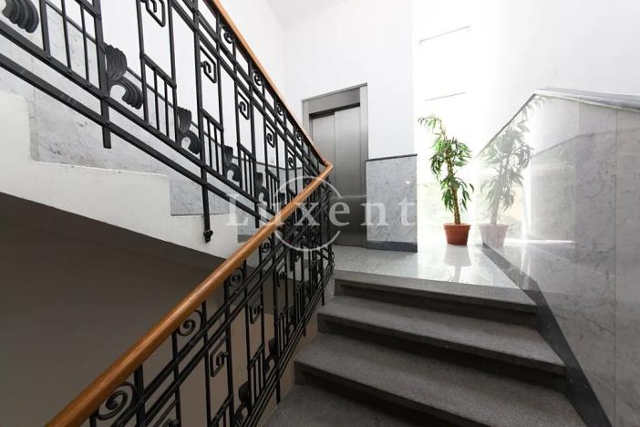 Pronájem bytu 6+kk a větší, Praha - Nové Město, Rašínovo nábřeží, 200 m2