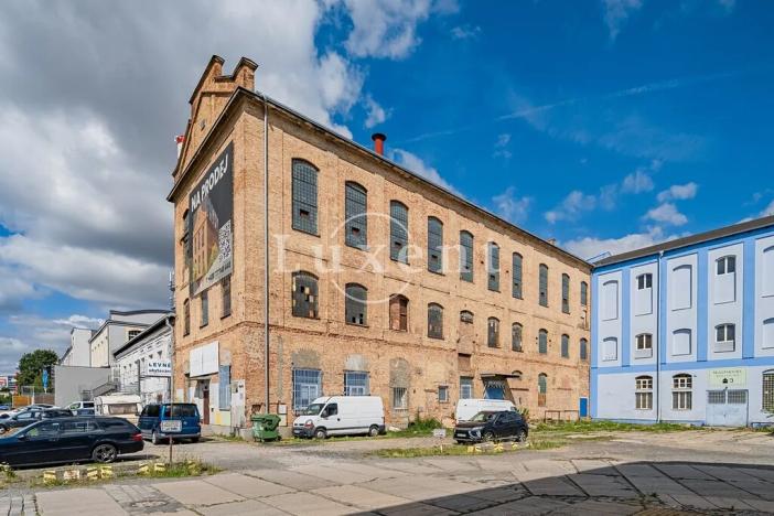 Prodej výrobních prostor, Praha - Čakovice, Cukrovarská, 936 m2