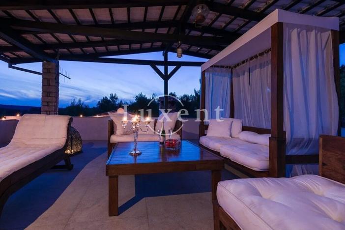 Prodej vily, Bol, Chorvatsko, 300 m2