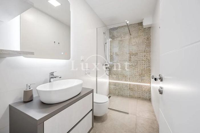 Prodej vily, Primošten, Chorvatsko, 316 m2