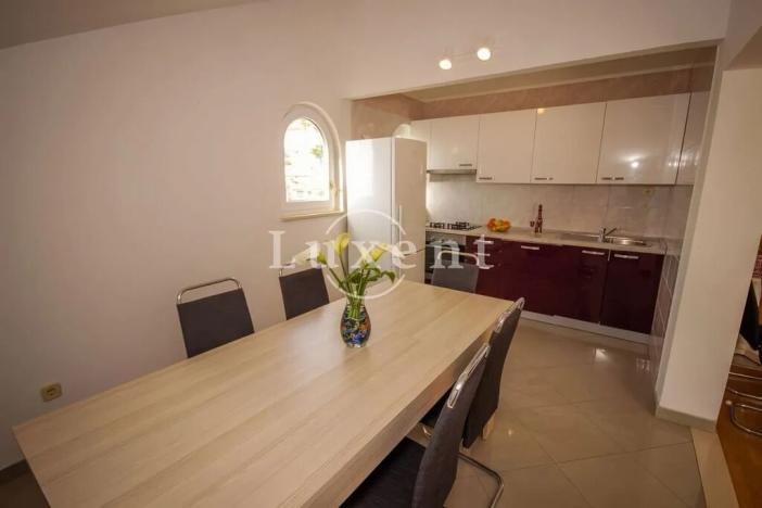 Prodej rodinného domu, Omiš, Chorvatsko, 533 m2