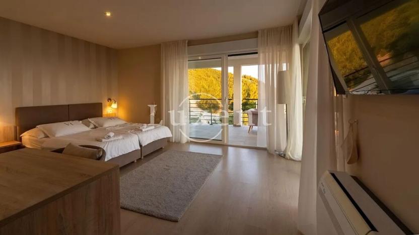 Prodej vily, Split, Chorvatsko, 440 m2