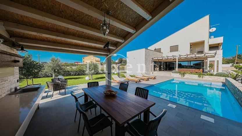 Prodej vily, Zadar, Chorvatsko, 343 m2