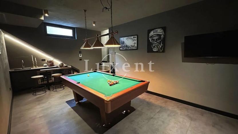 Prodej vily, Zadar, Chorvatsko, 343 m2