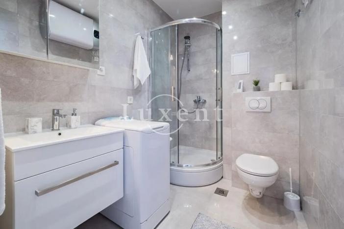 Prodej bytu 2+kk, Trogir, Chorvatsko, 63 m2