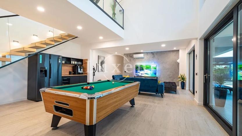 Prodej vily, Zadar, Chorvatsko, 256 m2