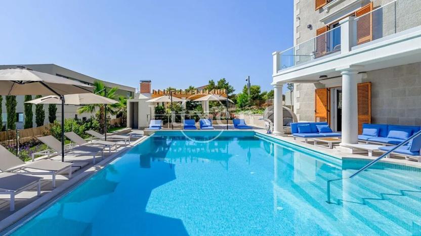 Prodej vily, Rogoznica, Chorvatsko, 420 m2