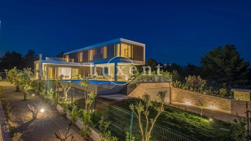 Prodej vily, Primošten, Chorvatsko, 300 m2