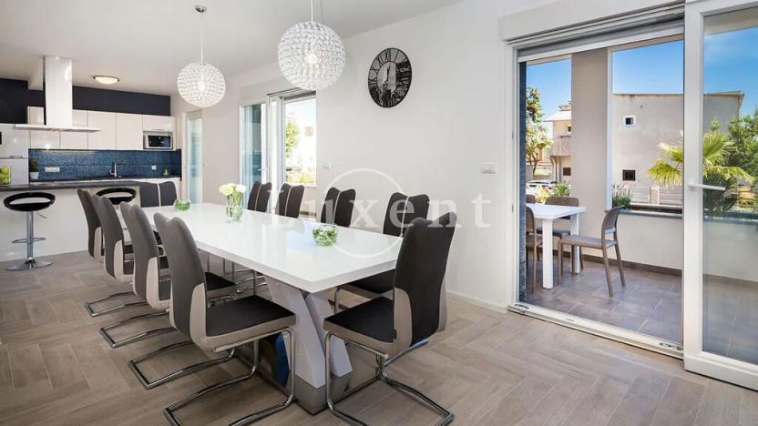 Prodej vily, Rogoznica, Chorvatsko, 400 m2