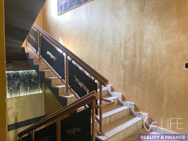 Prodej obchodního prostoru, Vrchlabí, Českých bratří, 1200 m2