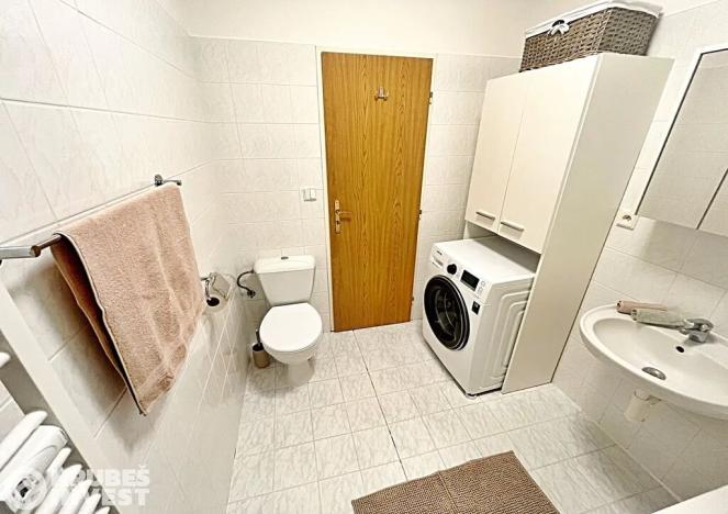 Prodej bytu 2+kk, Hradec Králové, Na Hrázce, 58 m2