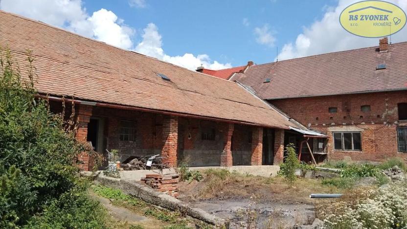 Prodej rodinného domu, Kostelec u Holešova, 200 m2