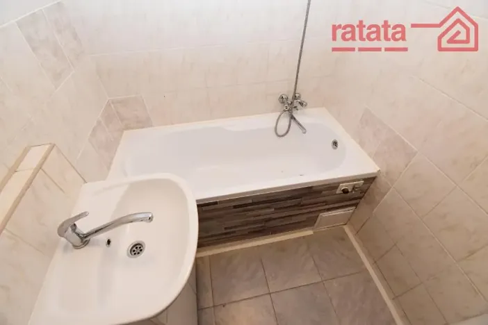 Pronájem bytu 1+1, Chomutov, Cihlářská, 34 m2