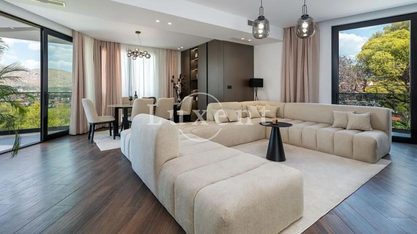 Prodej vily, Trogir, Chorvatsko, 310 m2