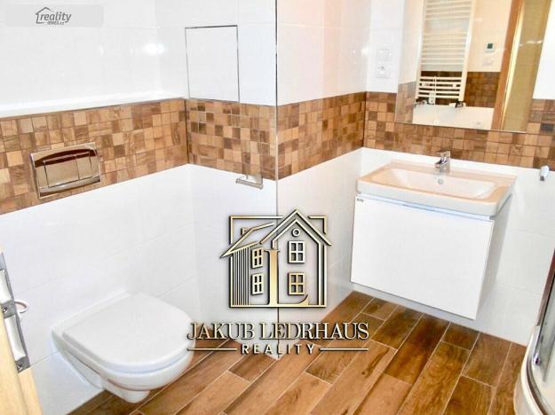 Pronájem bytu 1+kk, Praha - Kamýk, Kramperova, 31 m2