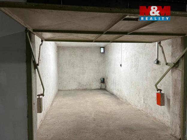 Pronájem garáže, Kladno - Kročehlavy, Bellevue, 19 m2