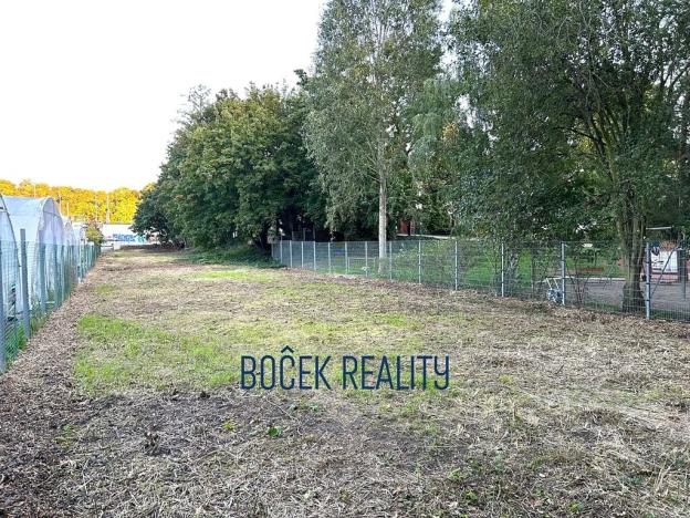 Prodej komerčního pozemku, Praha - Hodkovičky, Vltavanů, 2811 m2