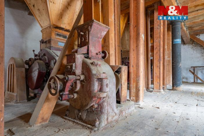 Prodej historického objektu, Klatovy - Beňovy, 934 m2