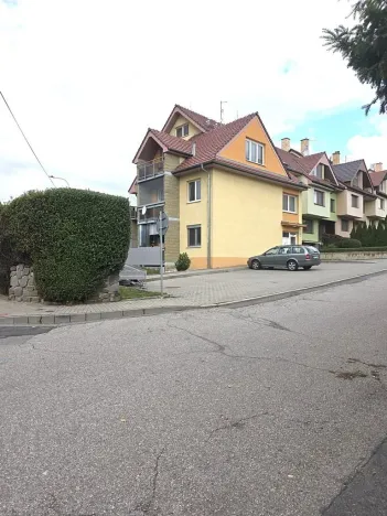 Prodej bytu 2+kk, Moravany, Sadová, 54 m2