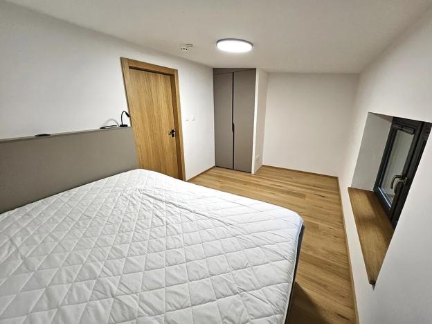 Prodej bytu 3+kk, Černý Důl, 77 m2