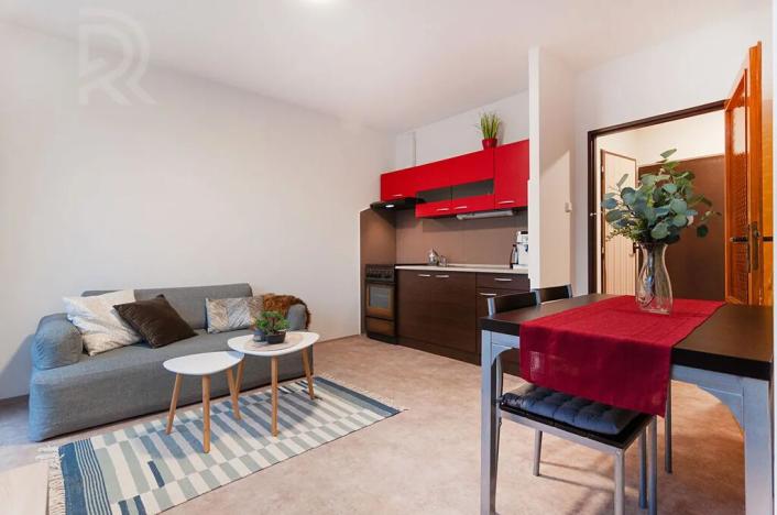Pronájem bytu 1+kk, Praha - Hostivař, Záveská, 44 m2