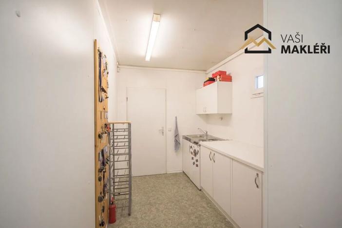 Prodej výrobních prostor, Týnec nad Labem, 23088 m2