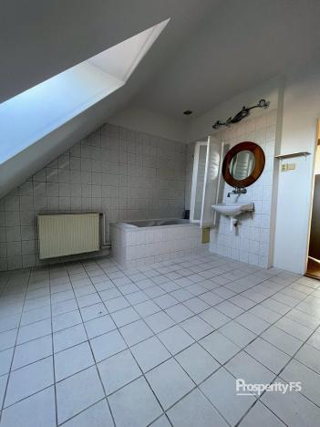 Pronájem bytu 3+1, Unhošť, tř. Dr. Beneše, 114 m2