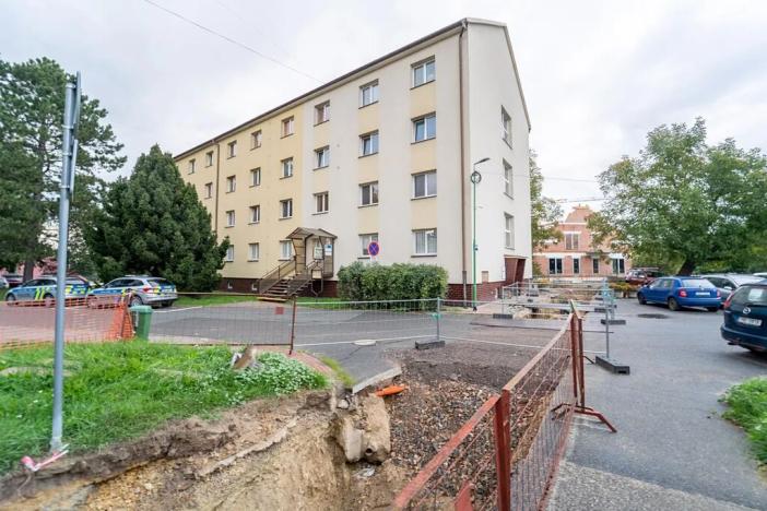 Pronájem bytu 3+1, Chvaletice, Obránců míru, 54 m2