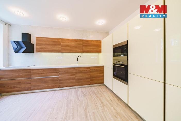 Pronájem bytu 3+kk, Cheb, Břehnická, 90 m2