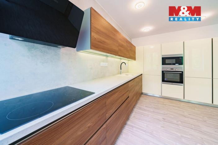 Pronájem bytu 3+kk, Cheb, Břehnická, 90 m2