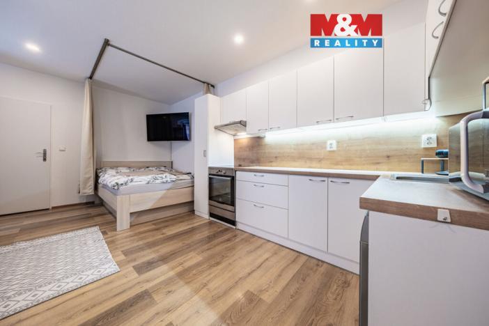 Prodej bytu 2+kk, Bělá pod Bezdězem, Masarykovo náměstí, 54 m2
