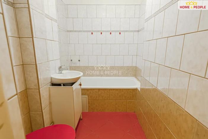 Prodej bytu 2+1, Karlovy Vary, náměstí Dr. M. Horákové, 55 m2