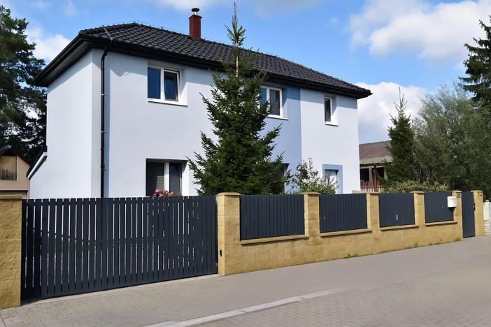 Prodej rodinného domu, Tišice, 160 m2