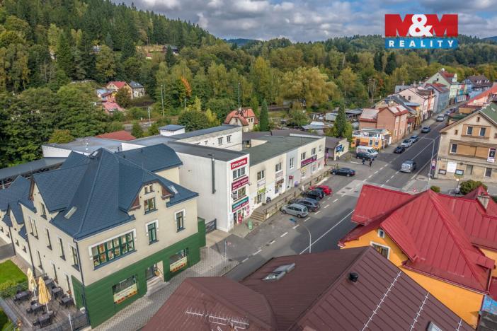 Prodej obchodního prostoru, Tanvald - Šumburk nad Desnou, Krkonošská, 1500 m2