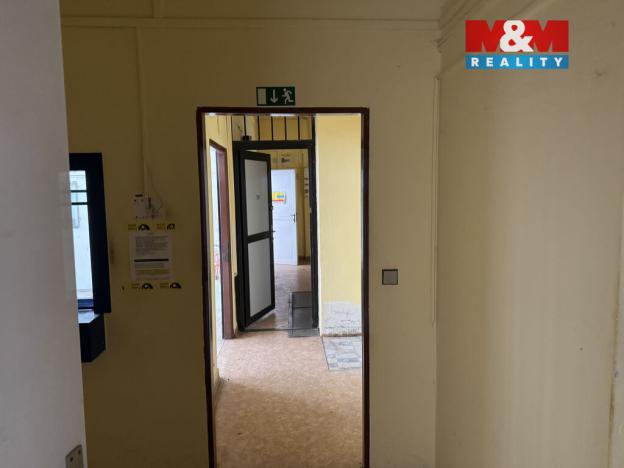 Pronájem obchodního prostoru, Praha - Malešice, Počernická, 1172 m2