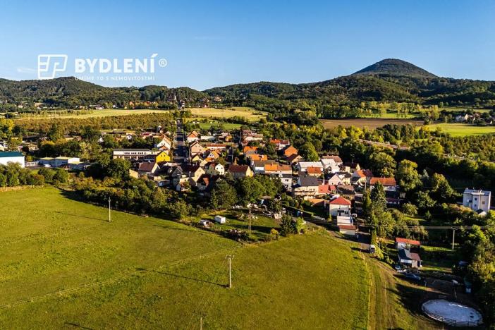 Prodej pozemku pro bydlení, Žalany, 2204 m2