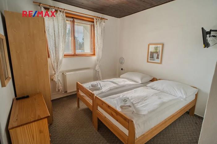 Prodej ubytování, Světlá pod Ještědem, 523 m2