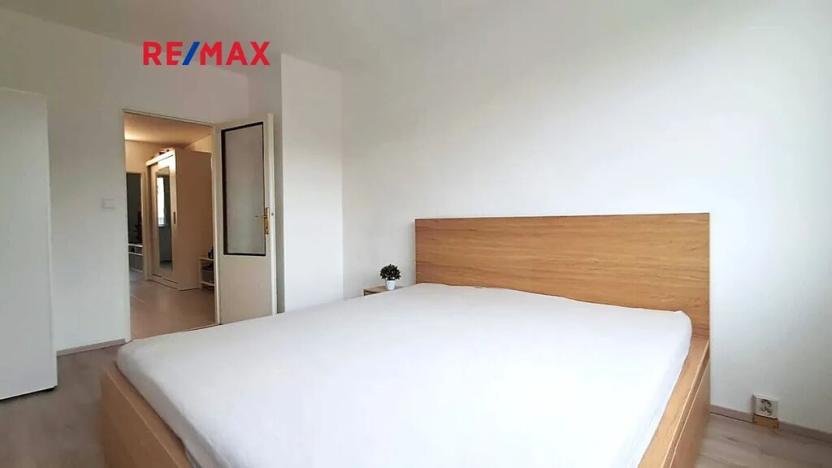 Pronájem bytu 3+1, Praha - Košíře, Plzeňská, 76 m2