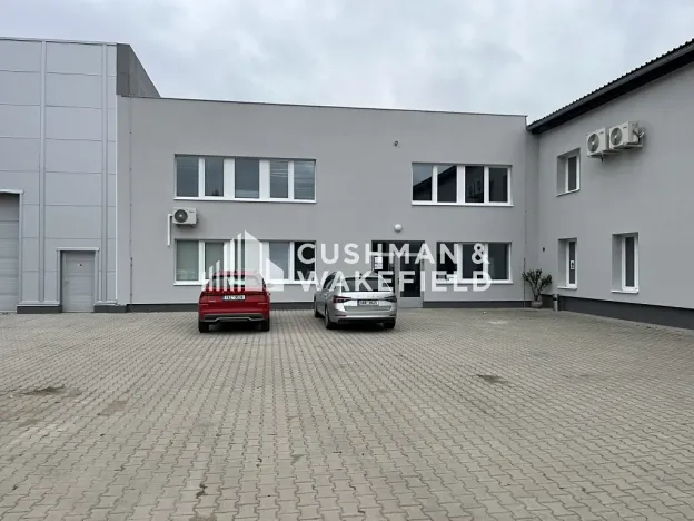 Prodej výrobních prostor, Ondřejov, Družstevní, 2800 m2