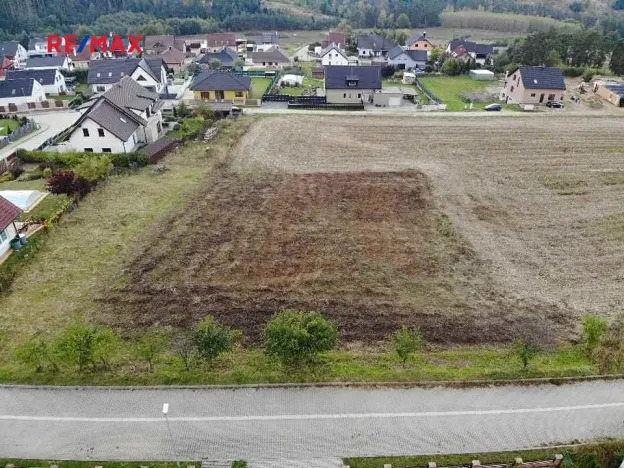 Prodej pozemku pro bydlení, Petráveč, 954 m2